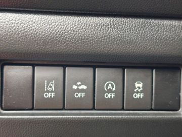 Suzuki Swift Comfort*LED*Navi*ACC*Kamera*SHZ*PDC*