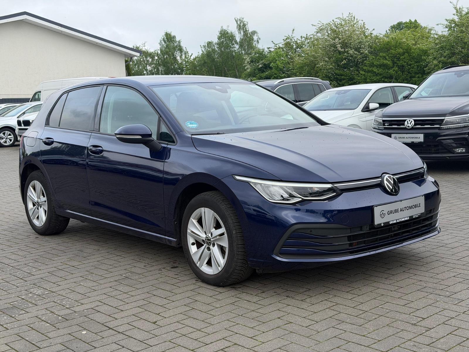 Volkswagen Golf VIII Lim. Life 2.0 TDI DSG*LED*NAV*SHZ*CAM