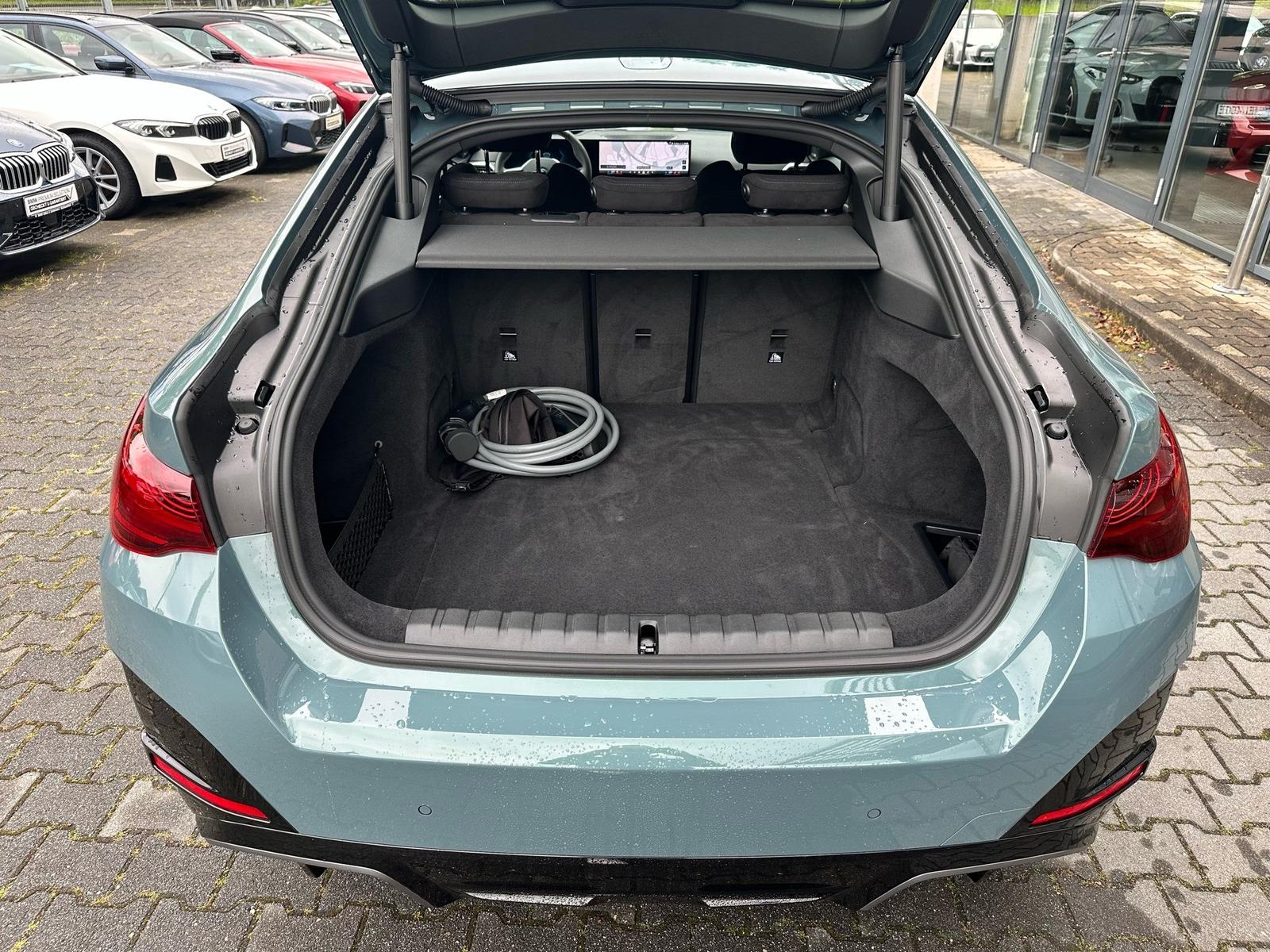 BMW i4 M60 xDrive M Sport PRO //Stop&Go HarmanKardon