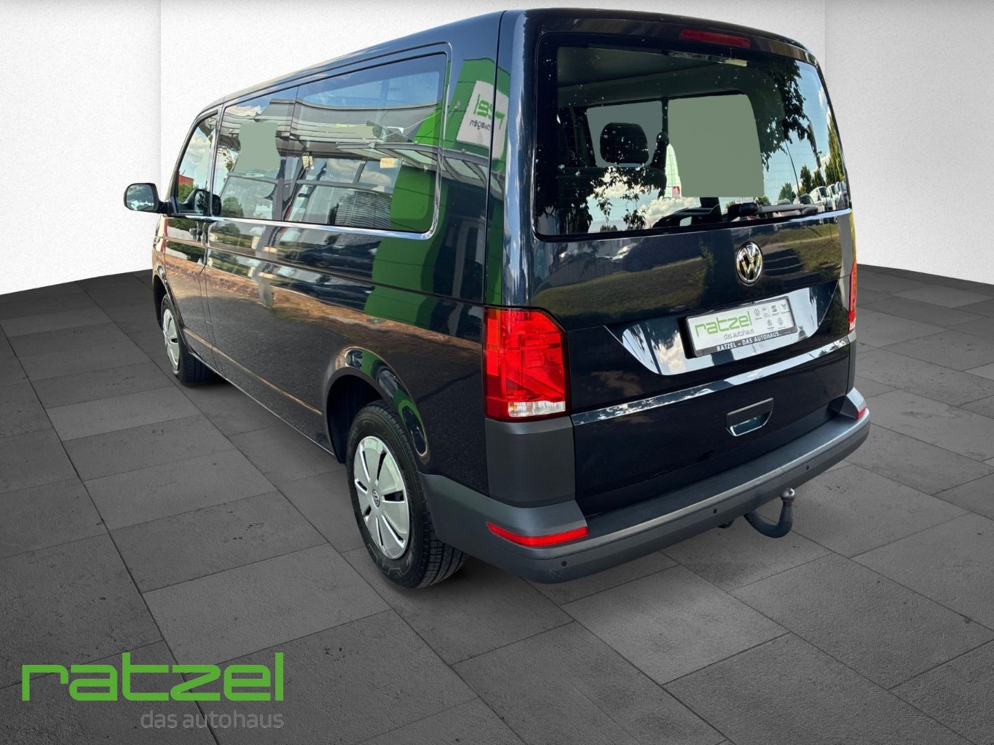 Fahrzeugabbildung Volkswagen T6.1 Kombi LR 2.0 TDI AHK Navi Apple CarPlay And
