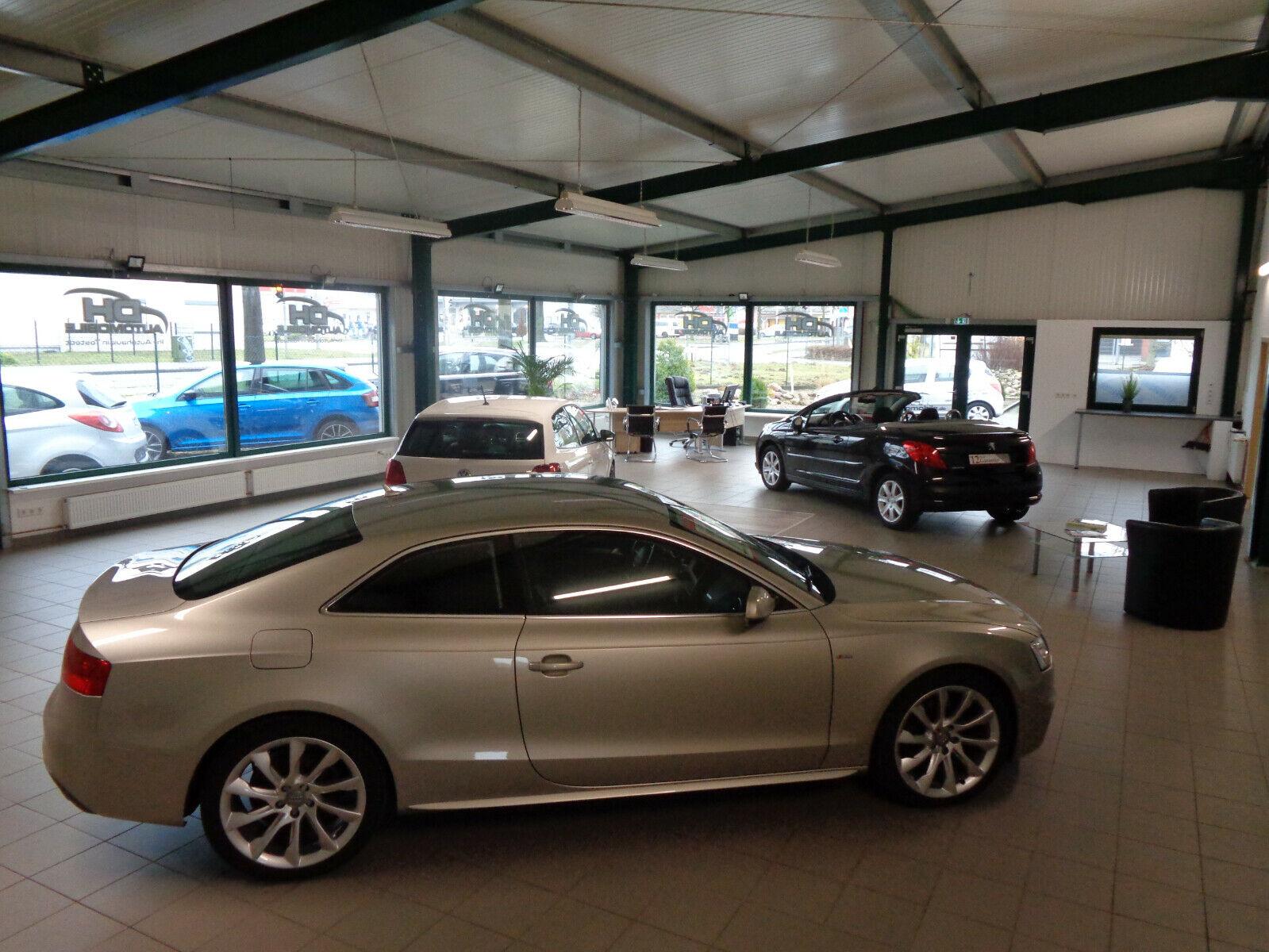 showroom-image-top