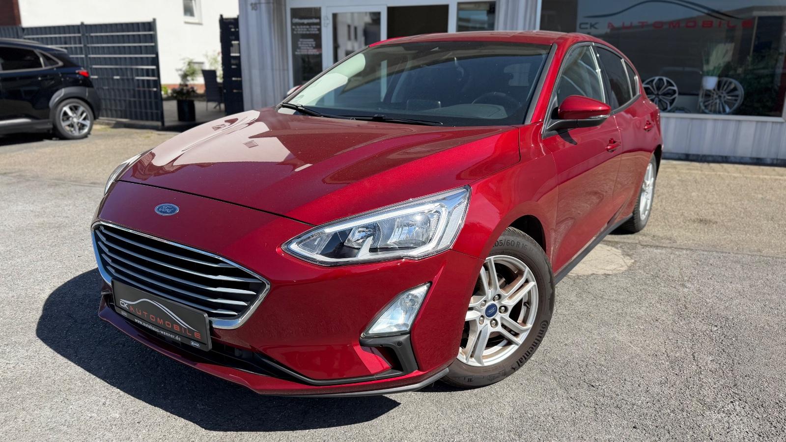 Ford Focus Lim. Cool & Connect Titanium*1.HD*Top Fhz