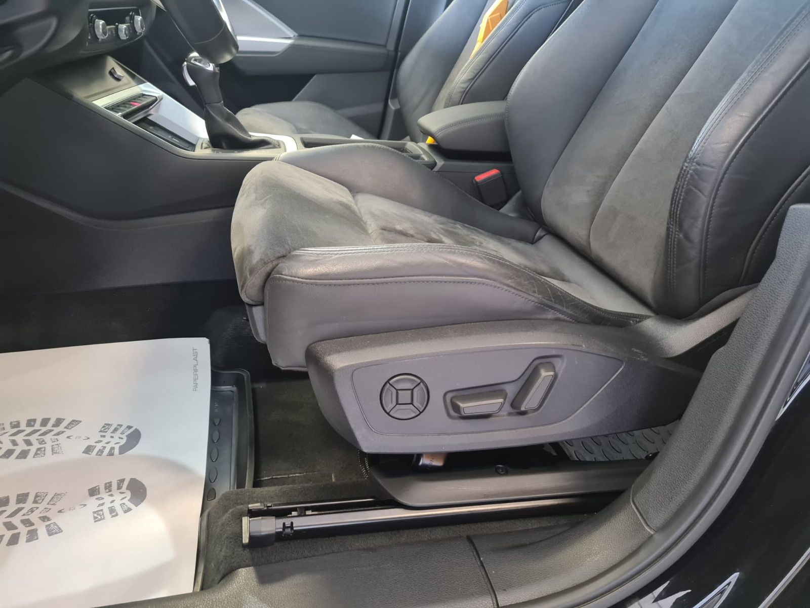 Fahrzeugabbildung Audi Q3 35 TDI / LED / VIRTUELL/LED/SCHECKHEFT