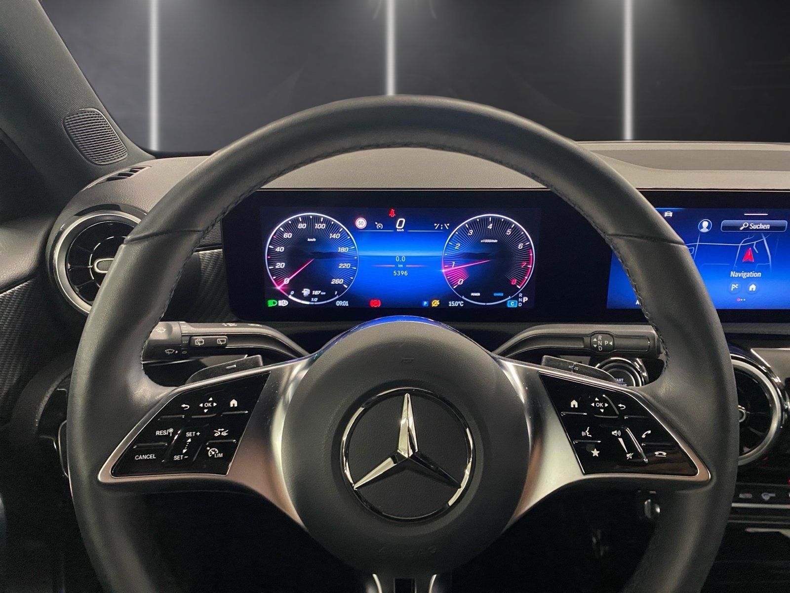 Fahrzeugabbildung Mercedes-Benz A 180 Progressive*Totwinkel*360*LED*CarPlay*MBUX