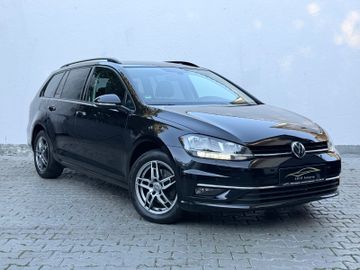 Volkswagen Golf - 4
