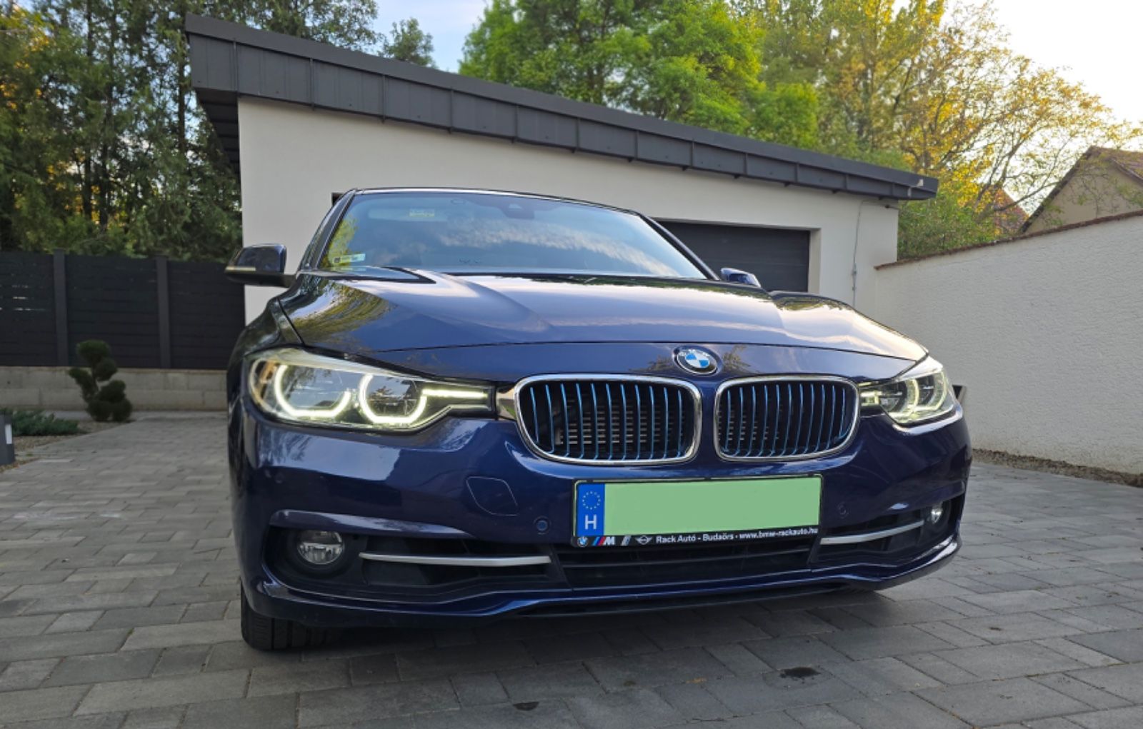 BMW 330e iPerformance Luxury HUD 360° Harman-Kardon
