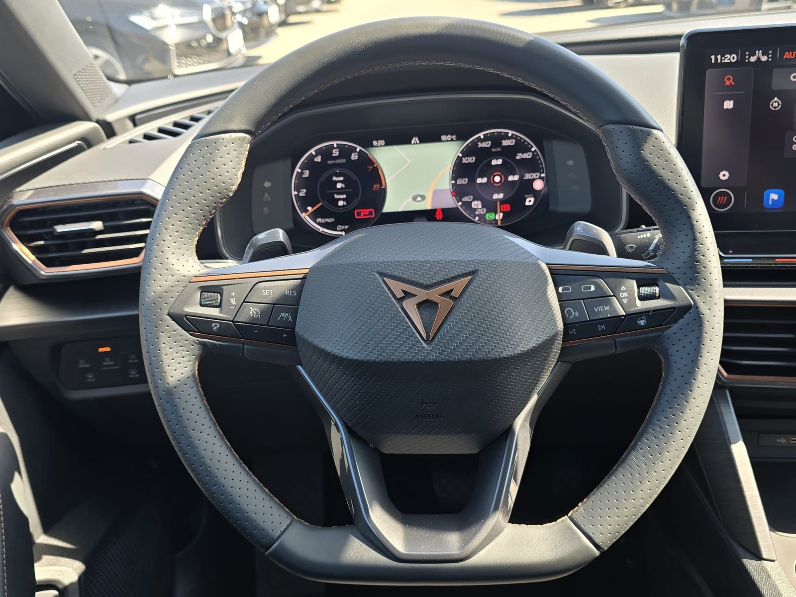 Fahrzeugabbildung CUPRA Leon 1.5 eTSI DSG MATRIX-LED*ACC*AHK*KAMERA*18"