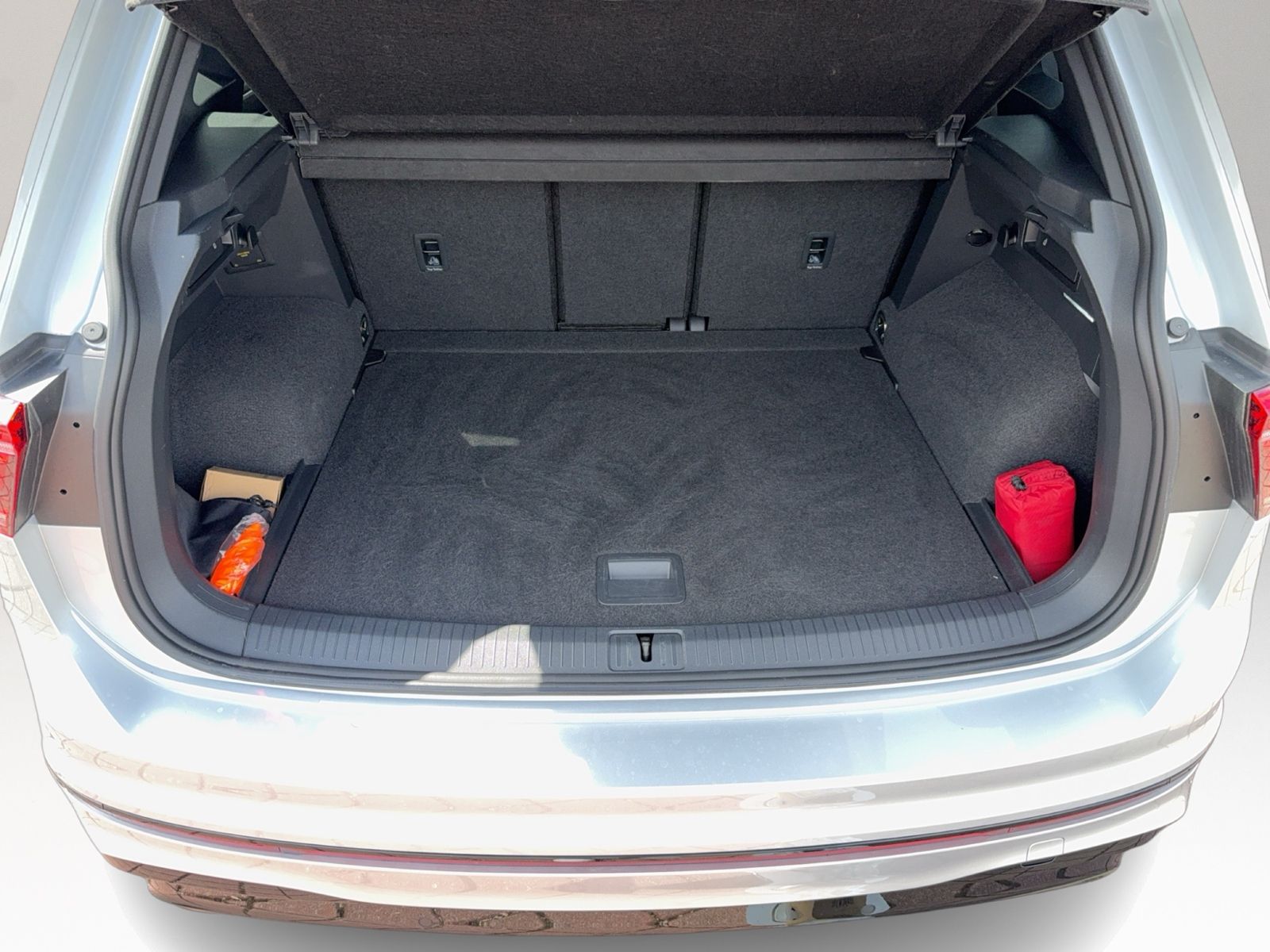 Tiguan 2.0 TSI R 4Motion, AHK, Akrapovic, IQ Dri