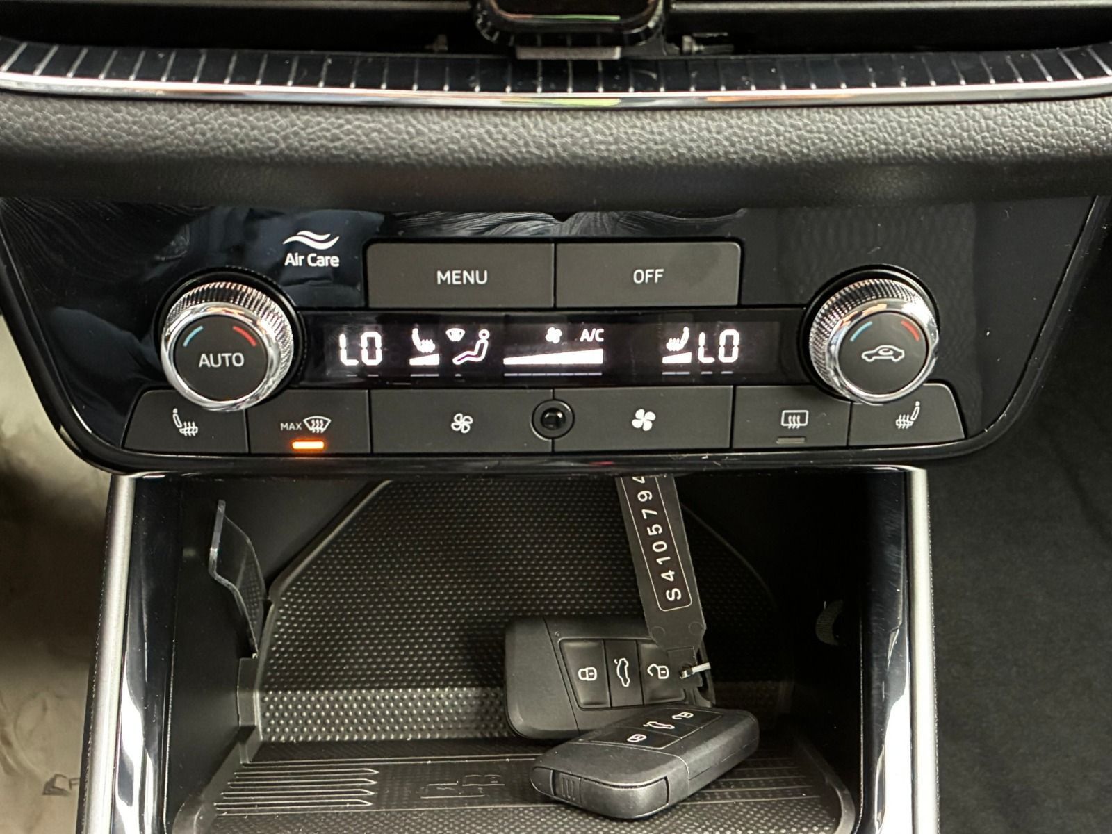 Fahrzeugabbildung SKODA Fabia 1.0 TSI Selection OPF