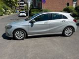 Mercedes-Benz A 180 - - Mercedes-Benz A-Klasse in Köln