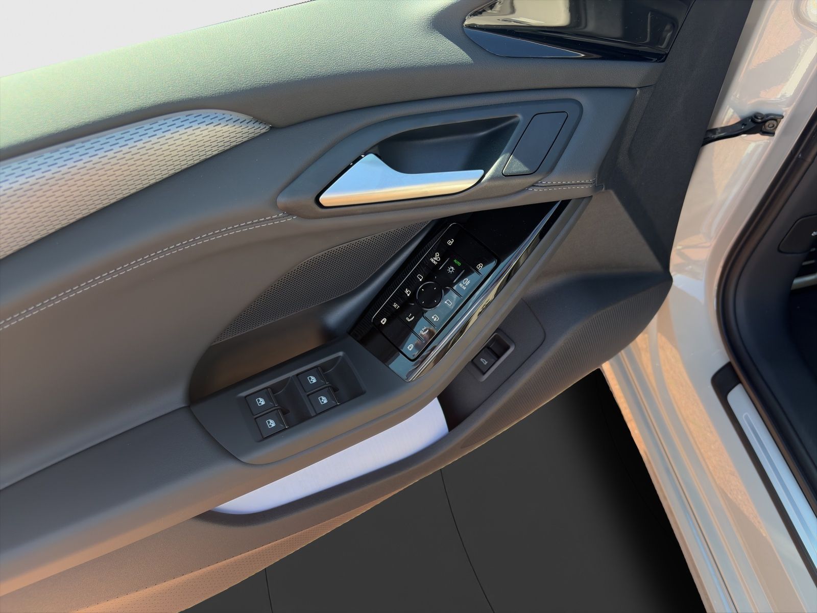 Audi A6 Avant e-tron QUATTRO+S-LINE+PANO+AHK+AR-HUD+ imagem 3
