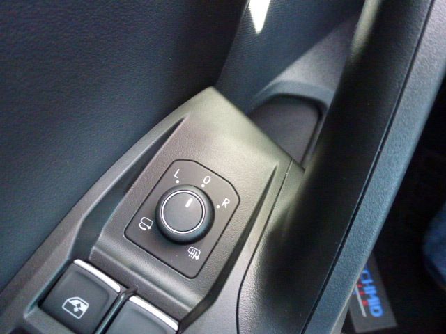 Fahrzeugabbildung SEAT Leon Sportstourer FR 2.0 TDI + Panorama