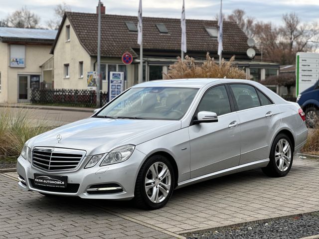 Mercedes-Benz E 220 CDI  BlueTec *Avantgarde*Leder*Navi*Xenon*