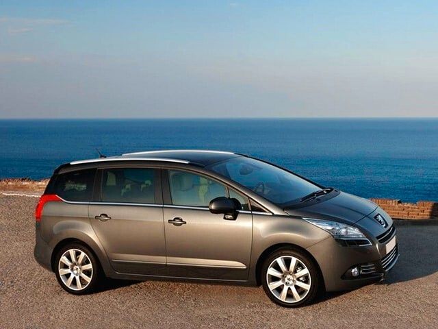 Peugeot PEUGEOT 5008 2.0 HDi 150CV ALLURE 7 POSTI UNI PR