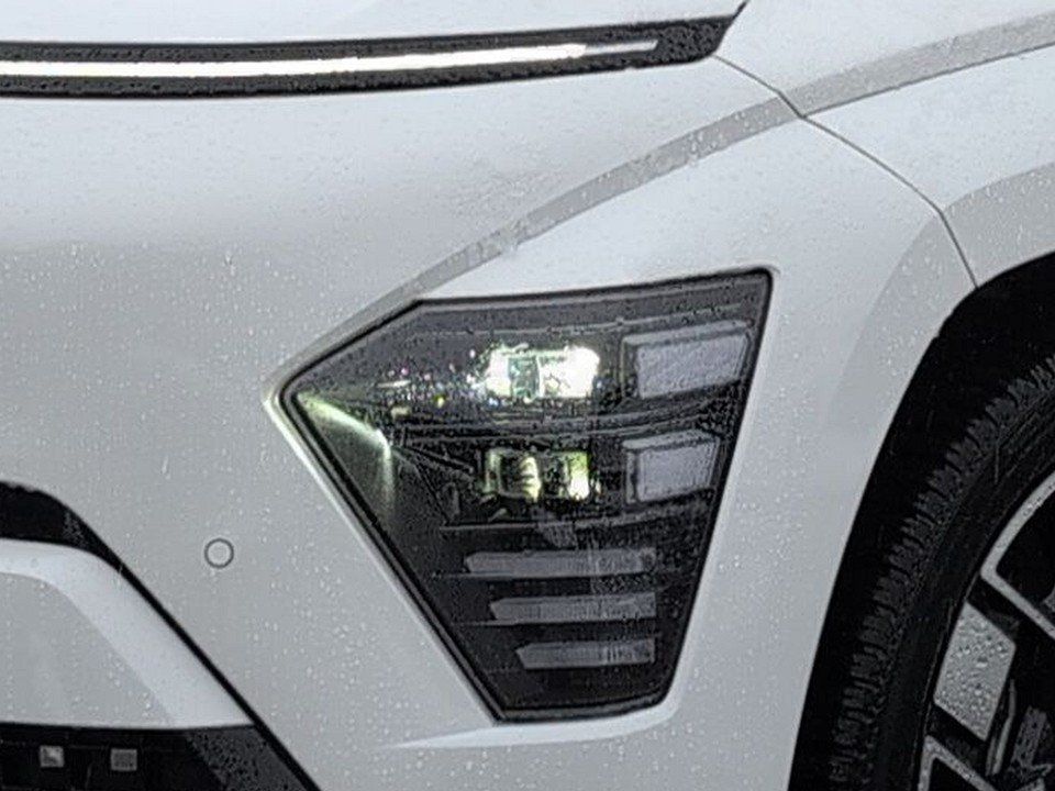 Fahrzeugabbildung Hyundai KONA EV 65kWh PRIME SITZ & ASSIS-P BOSE+360+NAV+