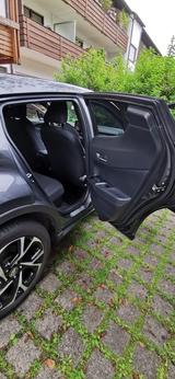 Toyota C-HR 1.2-l-Turbo Allrad Multidrive S Team De... - graue Toyota C-HR