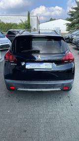 Peugeot 2008 Allure Panorama/Kamera/Navi 1JahrGarantie - Peugeot 2008: Kombi