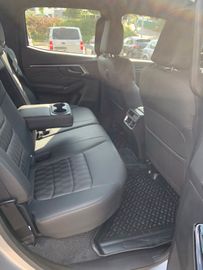 Bild 16 Isuzu D-Max Double Cab 4WD LSE Facelift Modell 24/25