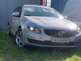 Volvo V60 Kombi Linje Business 1.HAND NUR86.000KM - Volvo V60 mit Diesel-Antrieb: 1.6