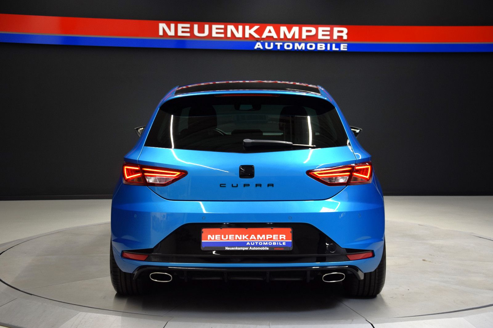 Fahrzeugabbildung SEAT Leon Cupra 290 Dynamic-Paket Sonderlackierung