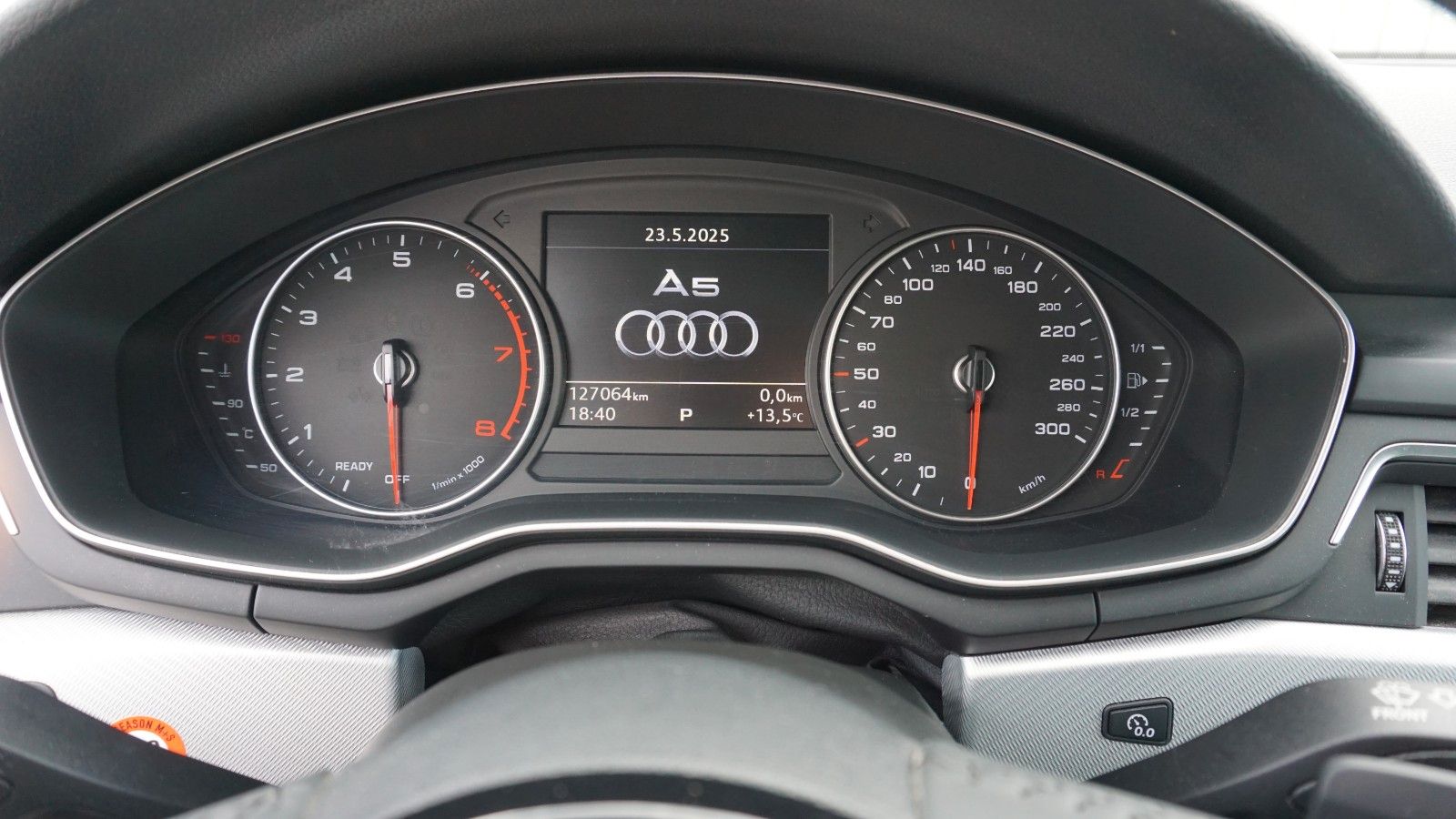 Fahrzeugabbildung Audi A5 Sportback 40 TFSI Sport, Navi, AHK,Kamera,+WR