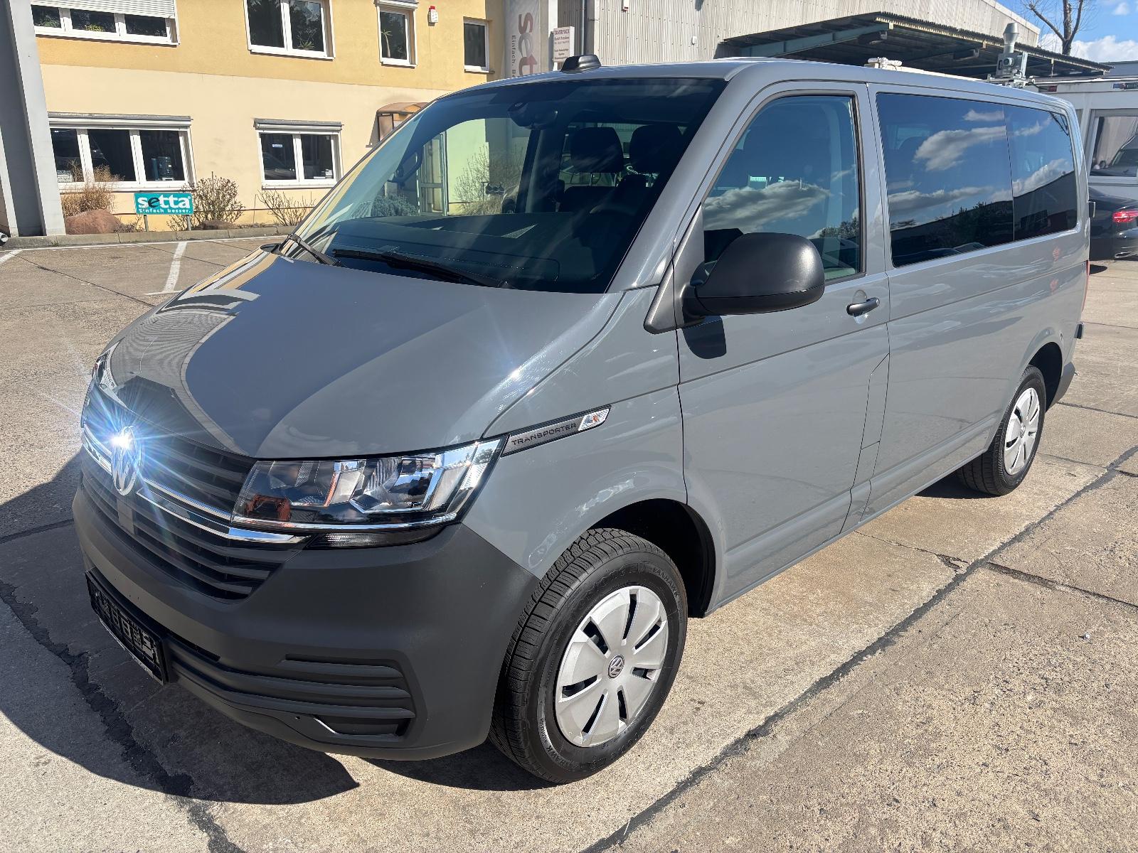 Volkswagen T6 Kombi 1.Hand Navi DSG VW Scheckheft 9 Sitze