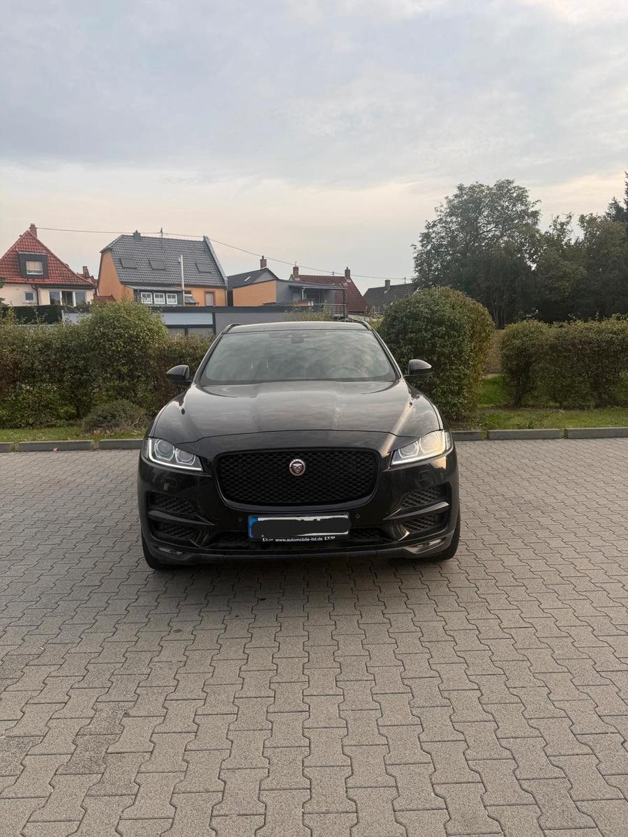 Jaguar F-Pace