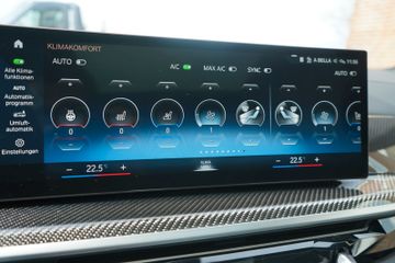 Fahrzeugabbildung BMW X7 M60 i Pano Sky*B&W*Soft Close*Executive Drive