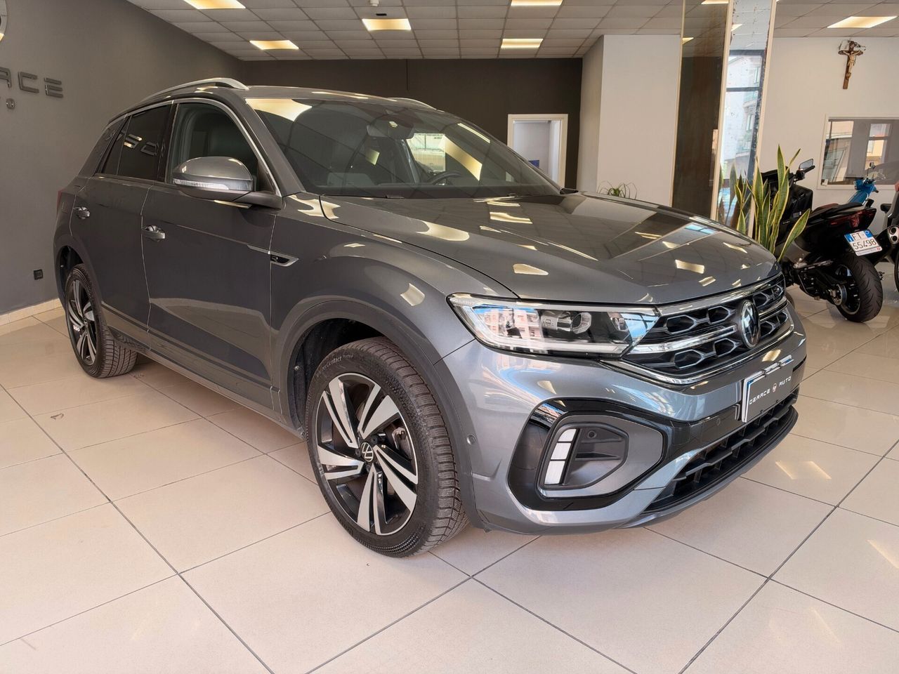 Other Volkswagen T-Roc 2.0 TDI SCR 150 CV DSG R-Line imagem 3
