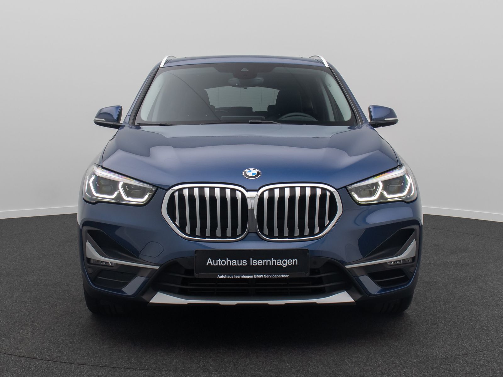 Fahrzeugabbildung BMW X1 xD25e xLine Panorama H/K Kamera DAB HUD Voll