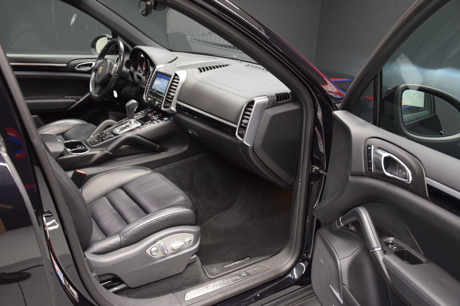Fahrzeugabbildung Porsche Cayenne S V8 Diesel Leder Pano Bose Kamera 21"