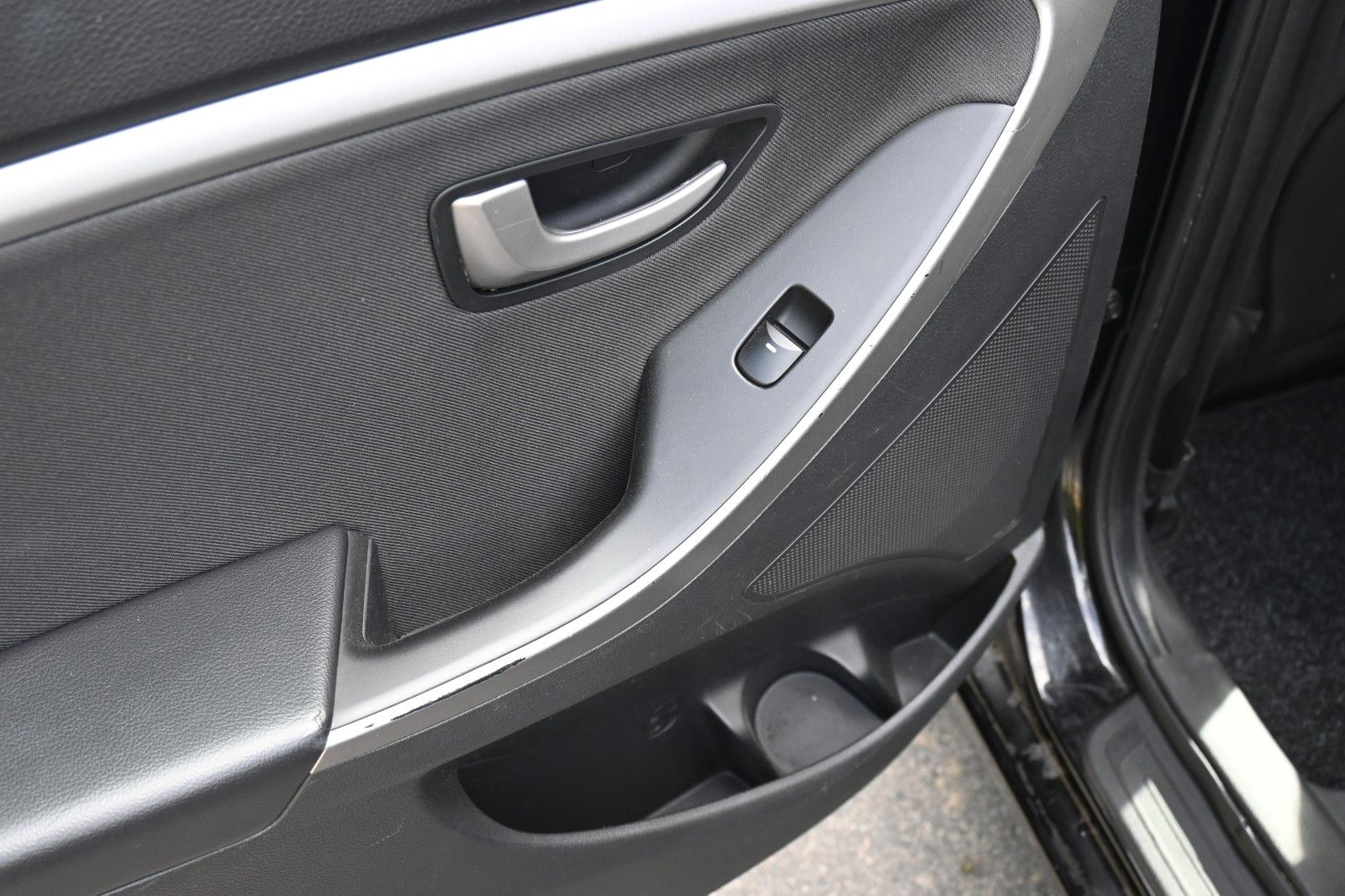 Fahrzeugabbildung Hyundai i30 CW (GDH) 1.6 CRDi DPF, Trend blue*Mietkauf