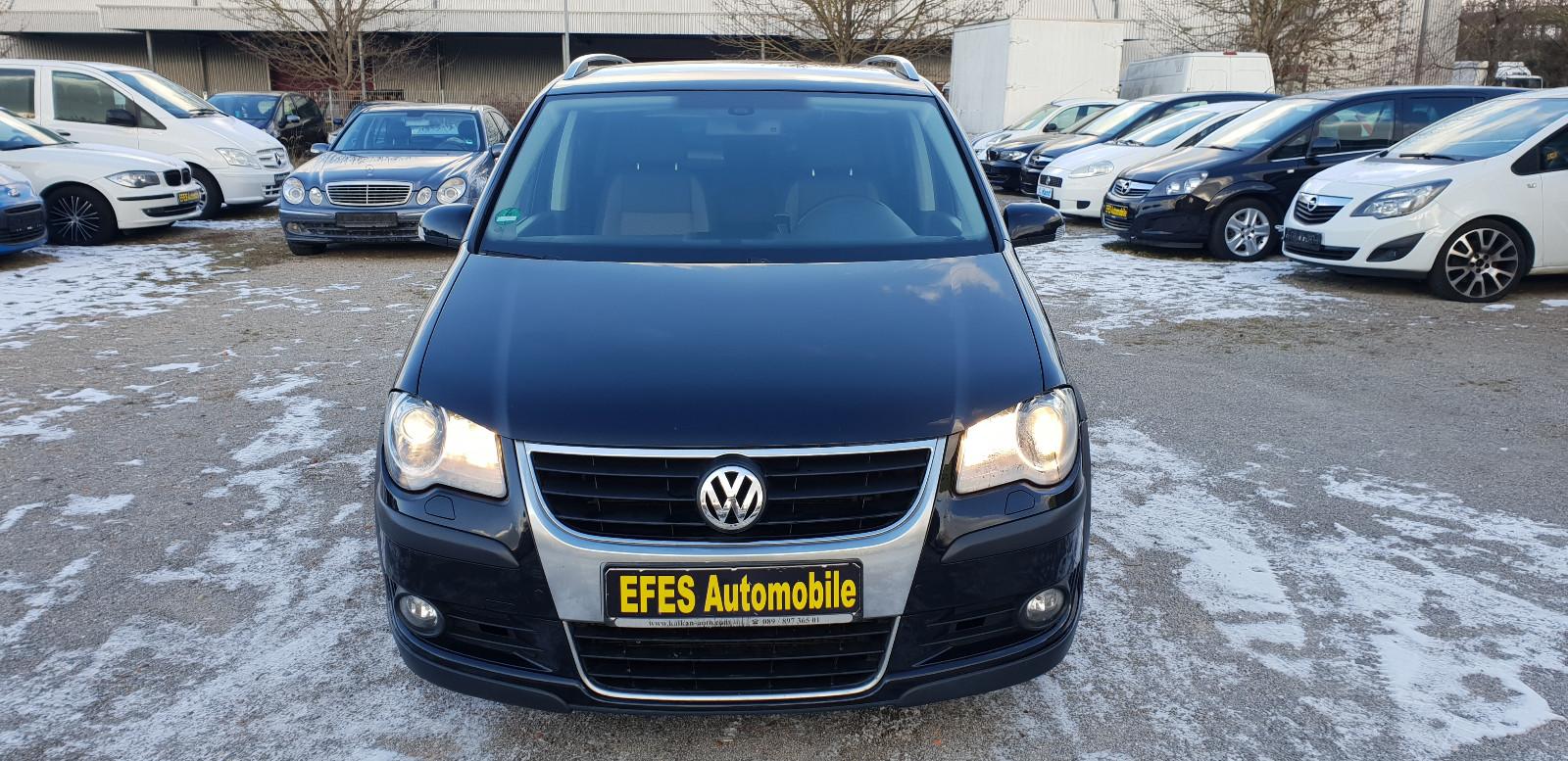 Volkswagen Cross Touran 1,4 DSG Automatic   7 . Sitze