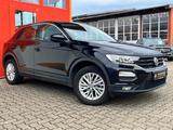 Volkswagen T-Roc Basis/APPLECAR/PDC/DAB/ISO/NAVI/SHZ/LED - Volkswagen T-Roc in Freiburg