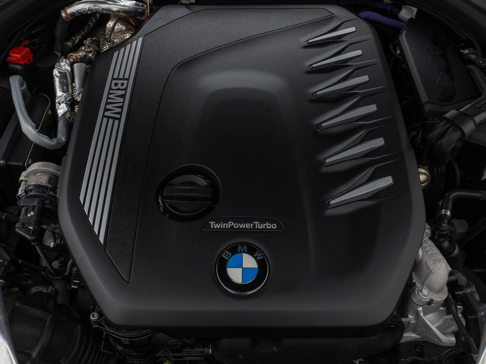 Fahrzeugabbildung BMW 840d xD Gran Coupè Laser 360°HUD SoftCl DisplKey