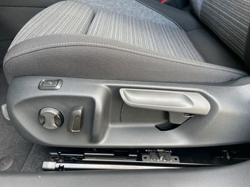 Skoda Superb Combi IV 1.5 TSI mHEV Selection *AHK*ACC*