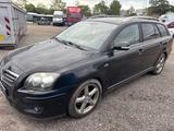 Toyota Avensis Kombi 2.2 D-CAT Executive - Toyota Avensis aus 2007 mit Diesel-Antrieb