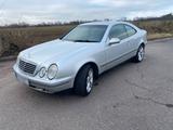 Mercedes-Benz CLK 320 Coupe (W208)  V6 El... - Mercedes-Benz CLK 320 Gebrauchtwagen in Duisburg