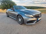 Mercedes-Benz C 63 AMG C 63 Autom. Standard - Mercedes-Benz C 63 AMG mit Benzin-Antrieb: Cabrio