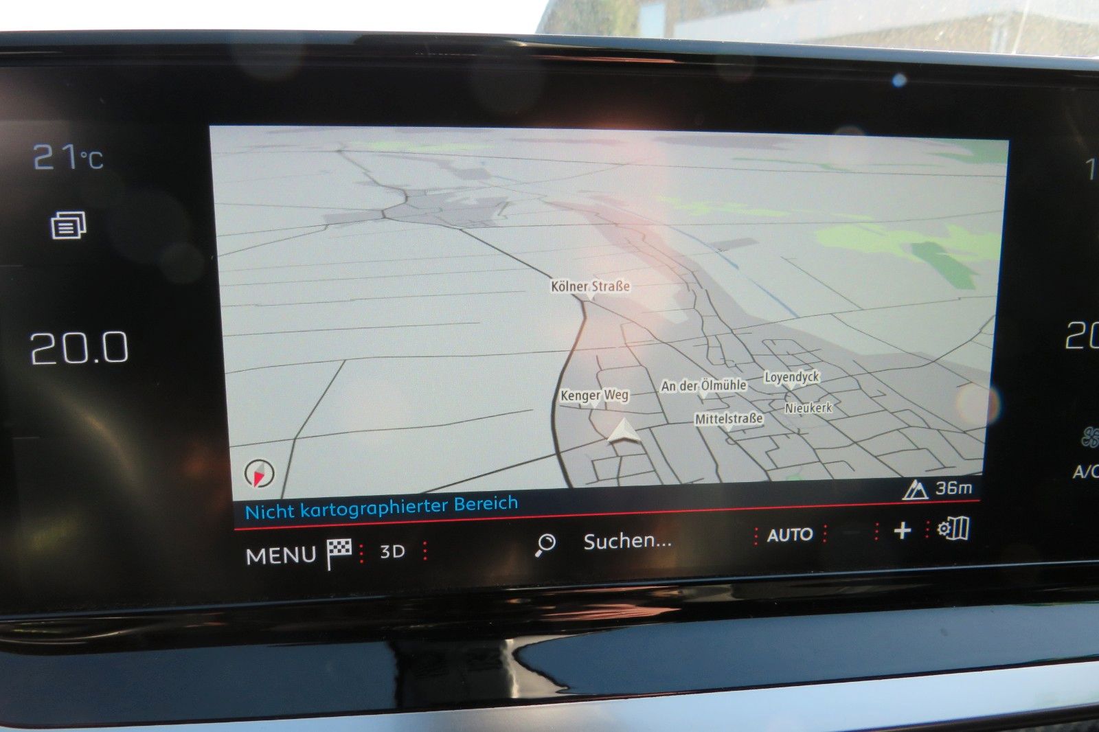 Fahrzeugabbildung Peugeot 2008 GT 8-AUTOMATIK GRA NAVI PDC 1.HAND