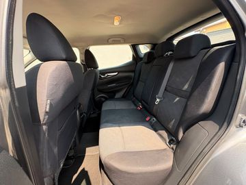 Nissan Qashqai - 9