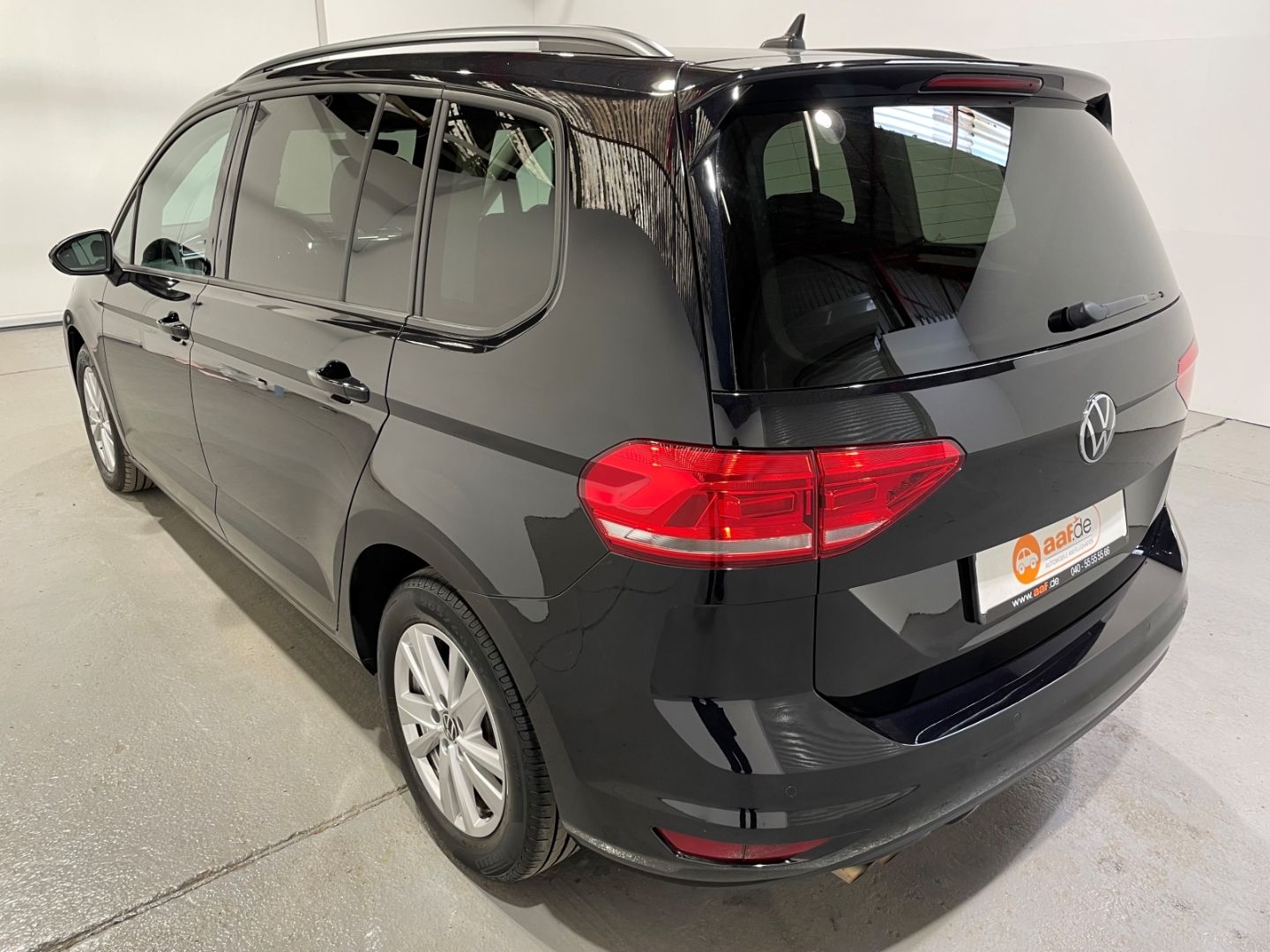 Volkswagen Touran 2.0 TDI DSG Comfortline EU6d ACC LED Navi imagem 2