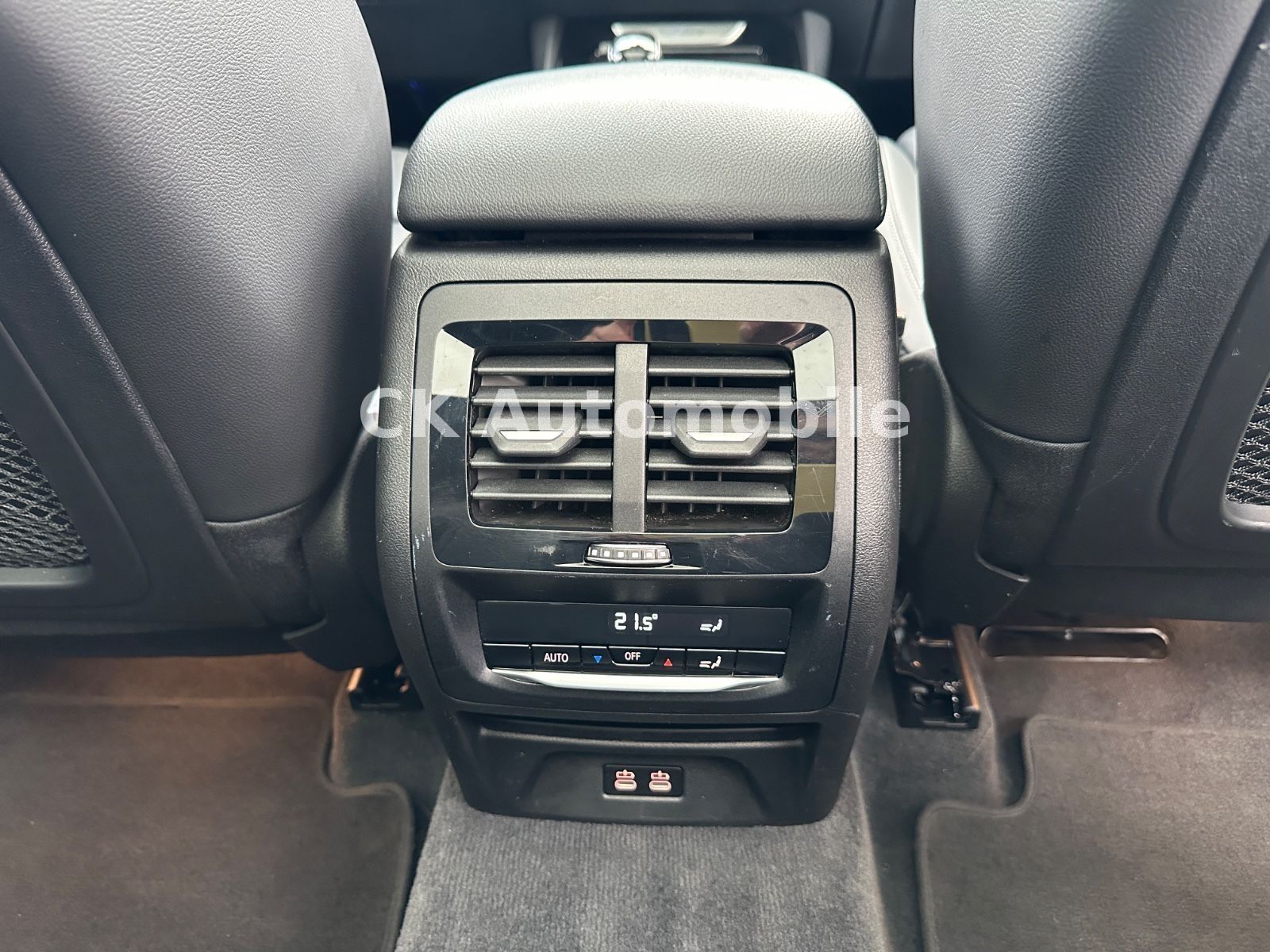 Fahrzeugabbildung BMW X3 xDrive30d M-Sport/Navi/Pano/LED/Kam/AHK