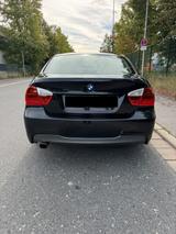 BMW 320i - M Paket - BMW 320: M Paket 320i