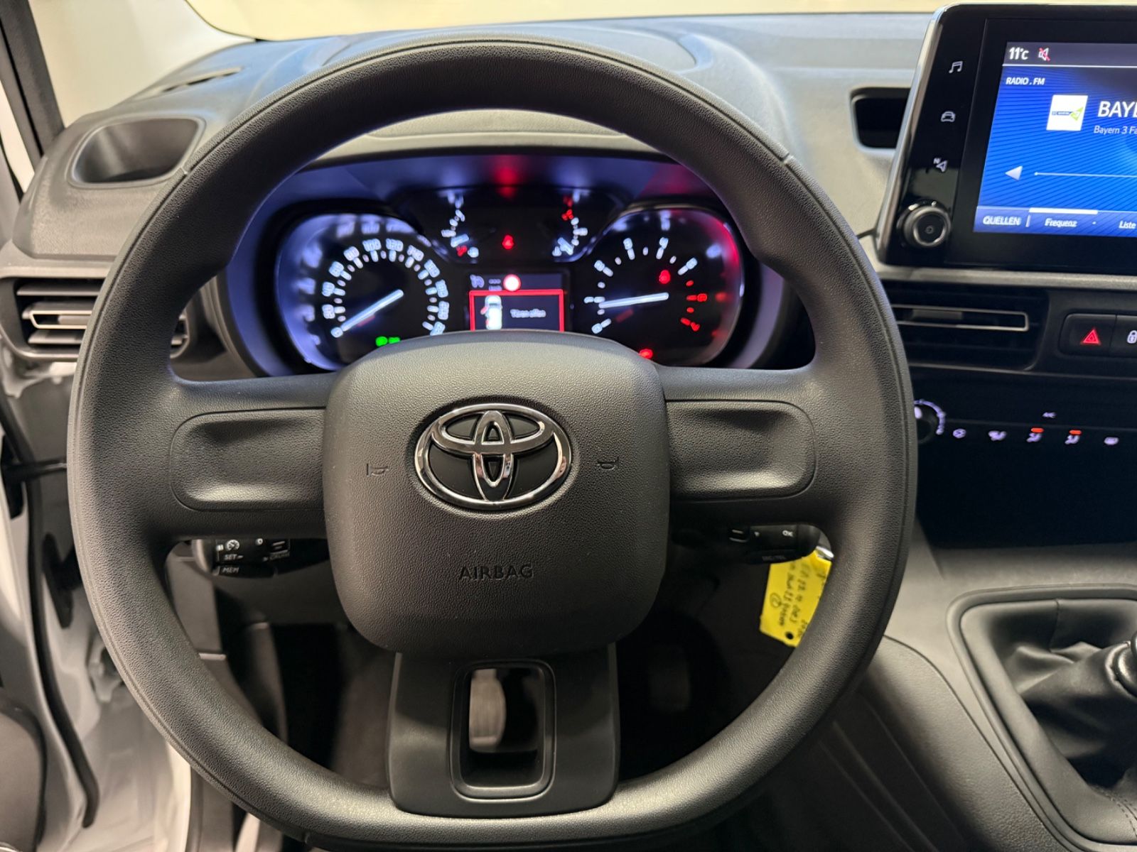 Fahrzeugabbildung Toyota Proace City Verso L1 Shuttle, Apple Car Play