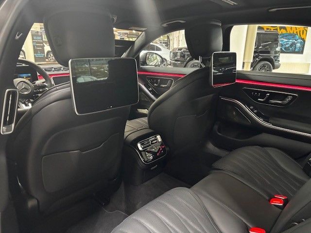 Fahrzeugabbildung Mercedes-Benz S 63 E-Perf. AMG/Fond-Ent./Pano/Burm./Distr./HuD