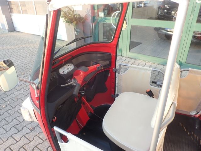 Fahrzeugabbildung Piaggio Ape Calessino 200 wenig Kilometer