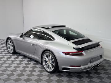 صورة 3 لـ 2017 Porsche 991