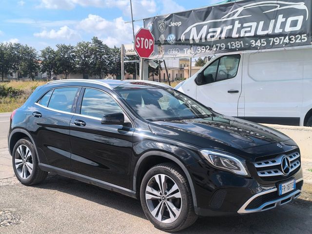 MERCEDES-BENZ MERCEDES GLA 180 CDI PREMIUM LED/NAVI