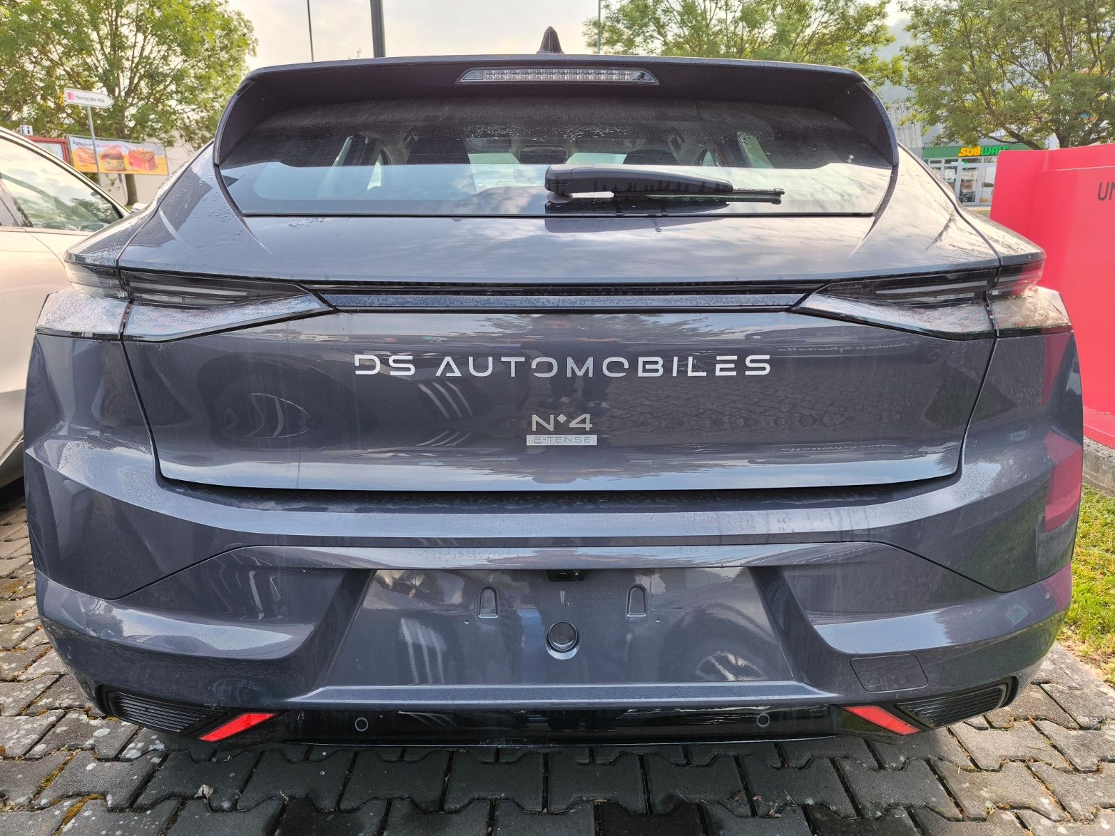 DS Automobiles N°4 PALLAS E-TENSE imagem 3